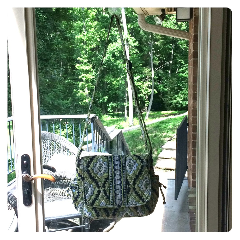 Vera Bradley purse, medium size.